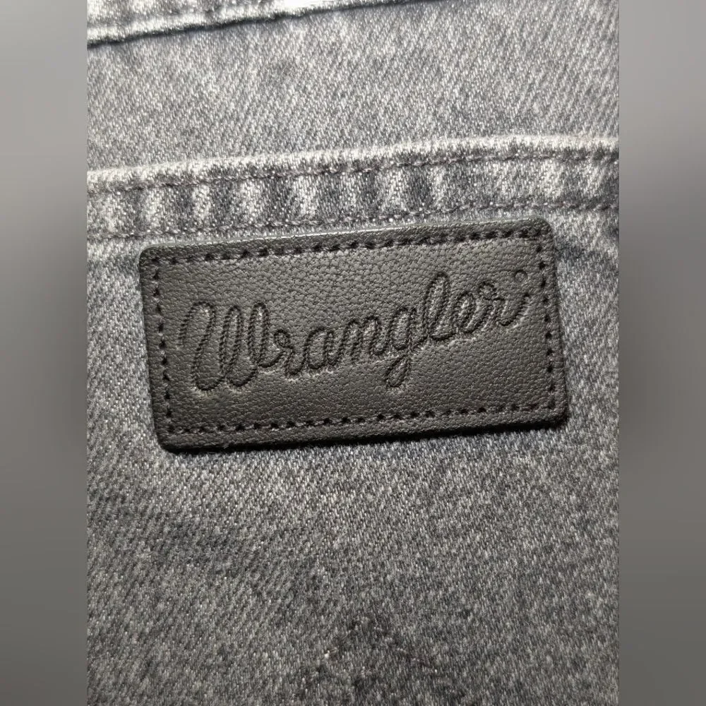 Wrangler Wanderer 622 High Rise Flare Jeans NWT 27x34 Tall Heart Patch Grey - Picture 10 of 16